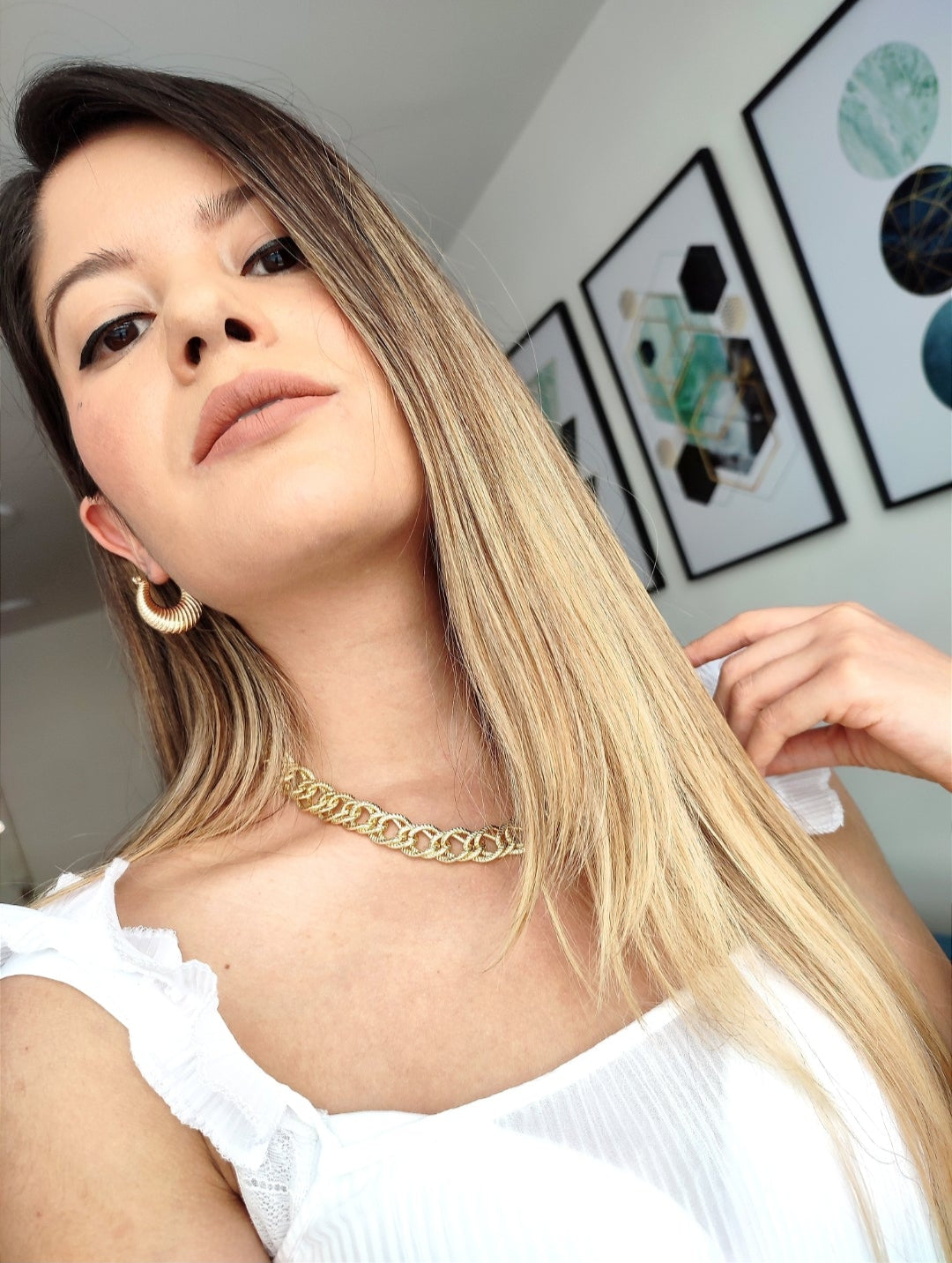 Collar entrelazado dorado