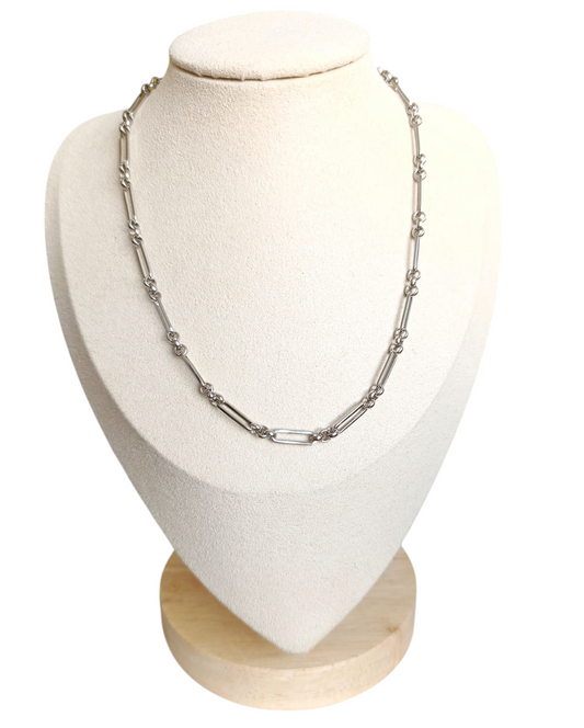 Cadena eslabonada plateada